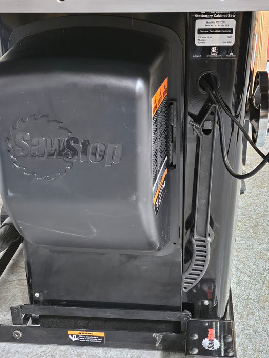 SawStop 10in Professional Saw