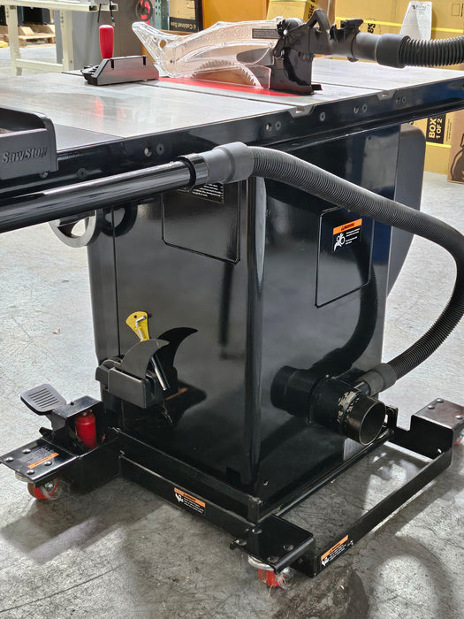 SawStop 10in Professional Saw